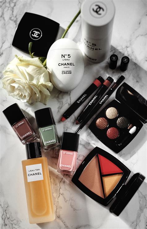 chanel collezione autunno 2018-19 make up|Cruise Collection 2018 .